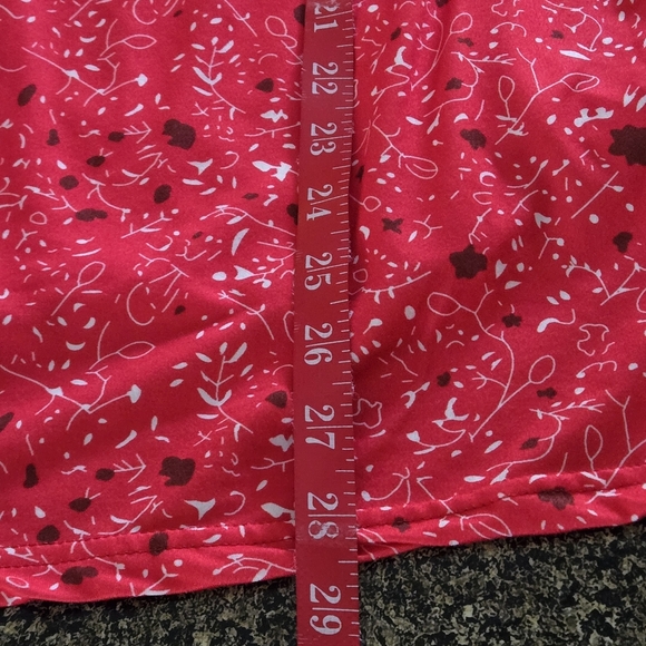 Ditsy Floral Print Red Tank Top Size 3XL (18W) Tunic Length Round Neck Stretch - Picture 12 of 12